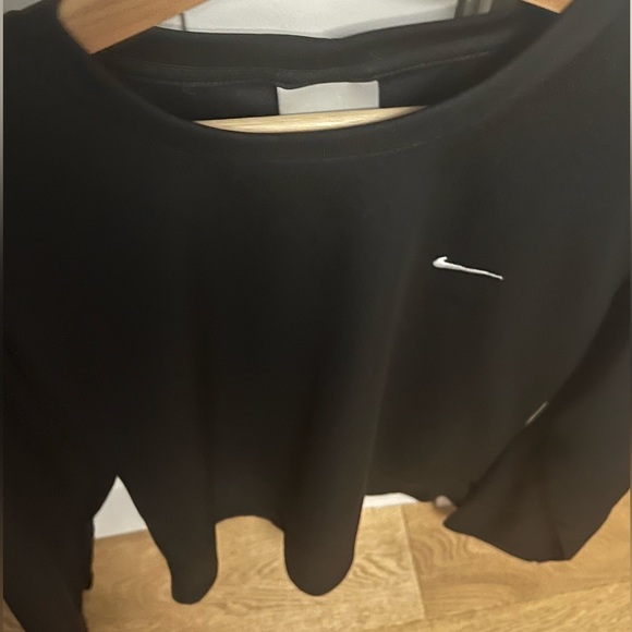 Nike long sleeve size large - Picture 2 of 3